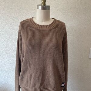 Tommy Hilfiger Men's Taupe Crewneck Knit Sweater
